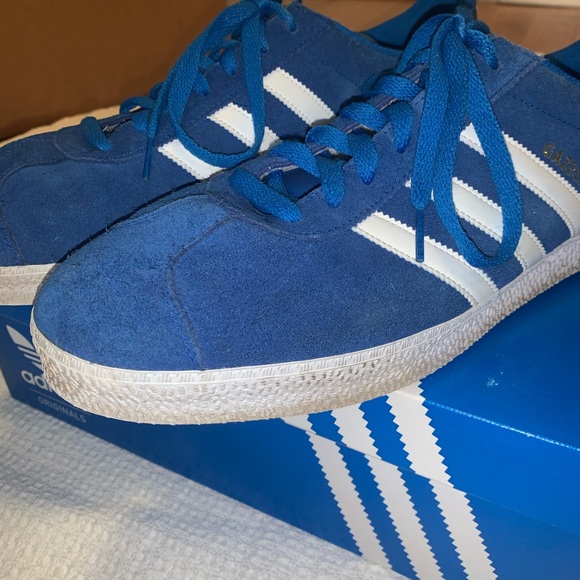 adidas gazelle size 14